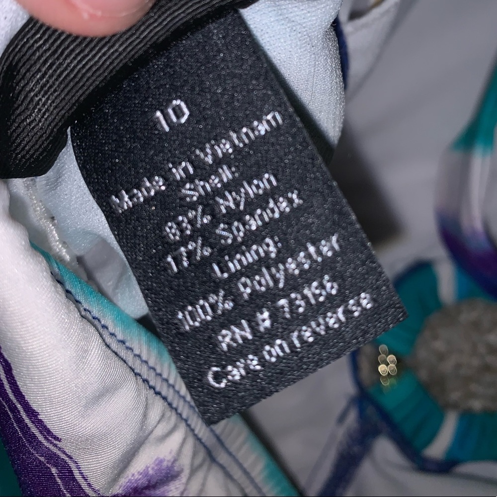 Apt 9 Nylon Green & Purple Swimsuit size 10 - Picture 13 of 13